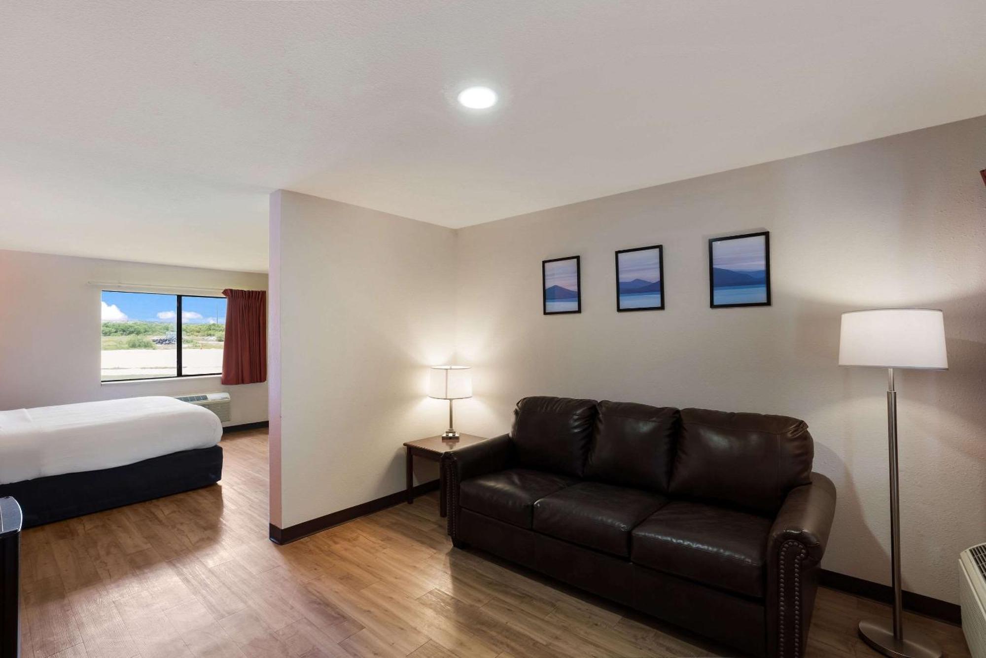 Quality Inn & Suites Джанкшн Екстер'єр фото