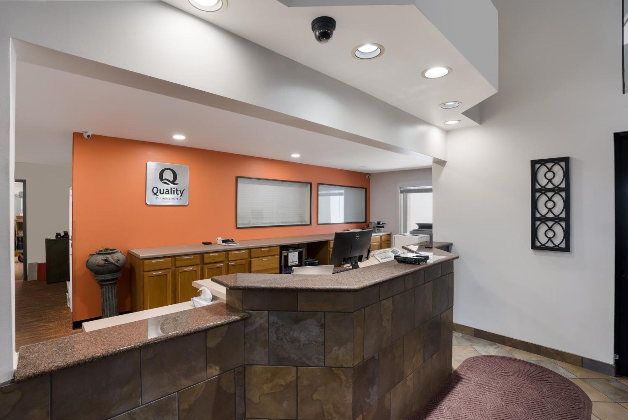 Quality Inn & Suites Джанкшн Екстер'єр фото