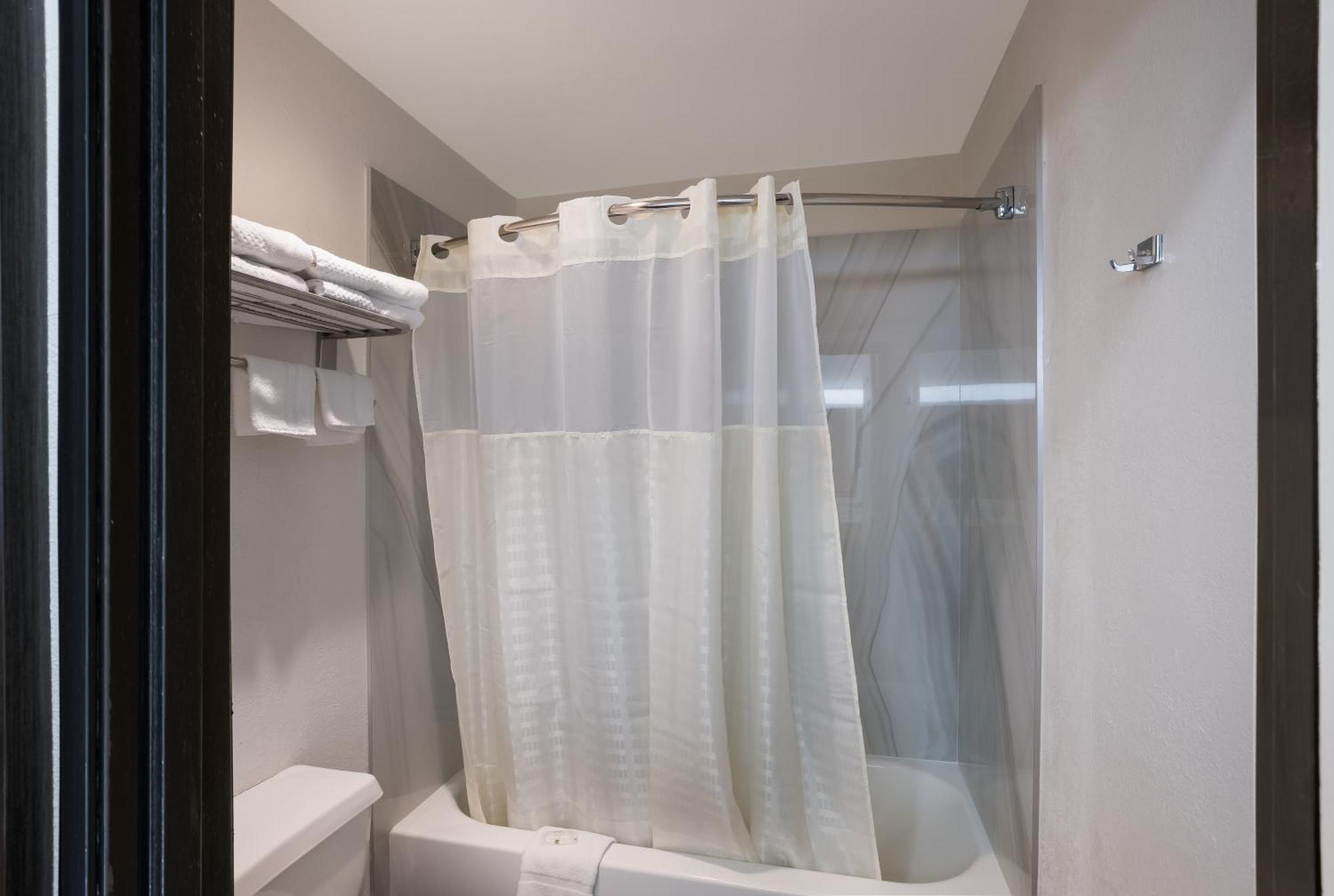 Quality Inn & Suites Джанкшн Екстер'єр фото