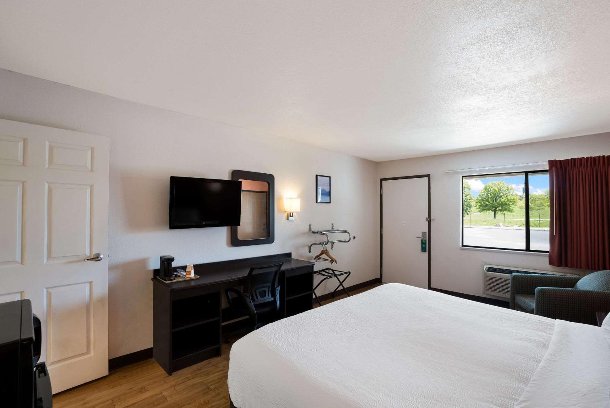 Quality Inn & Suites Джанкшн Екстер'єр фото