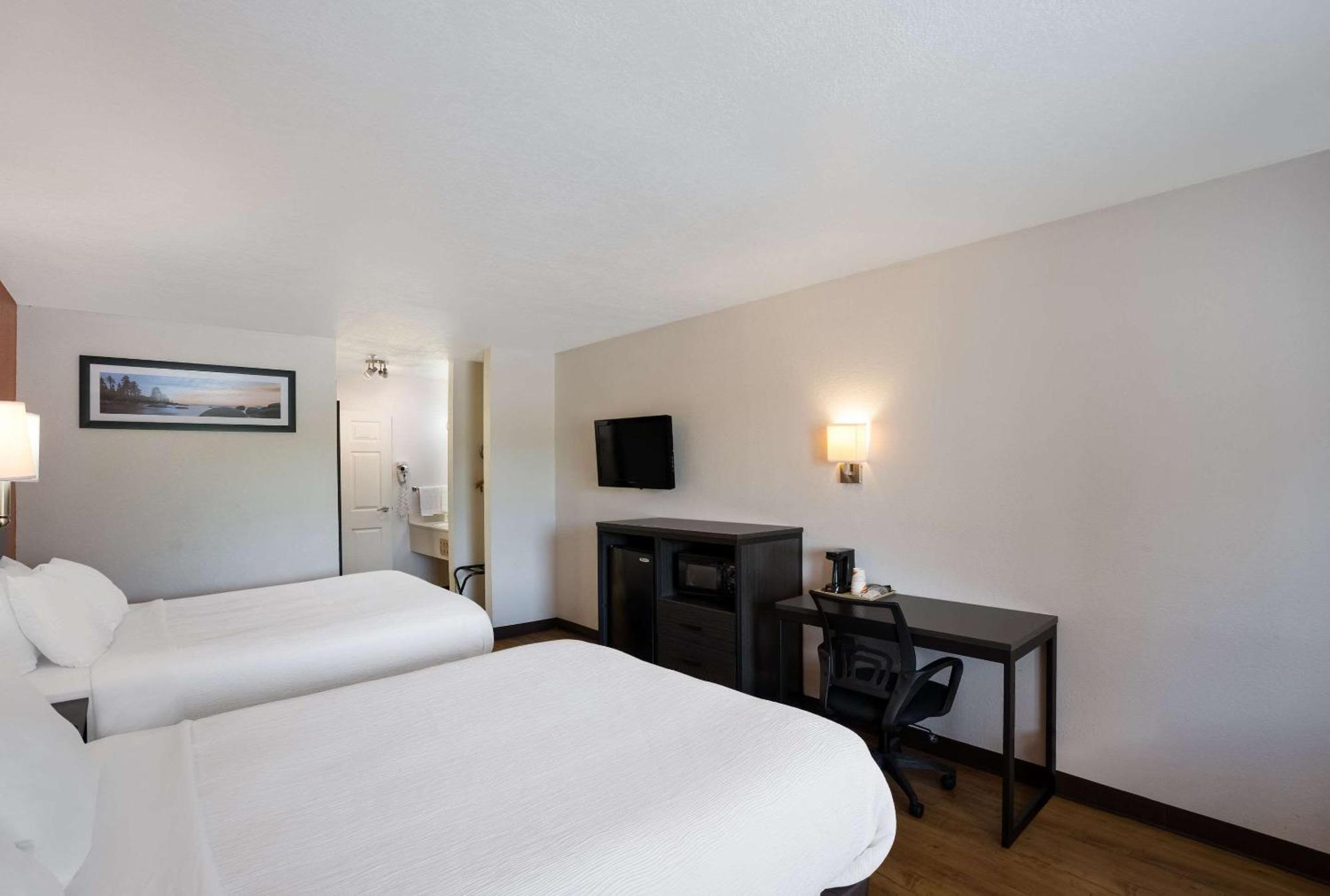 Quality Inn & Suites Джанкшн Екстер'єр фото
